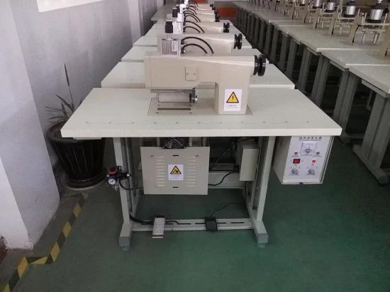Ultrasonic Lace Sewing Machine for Cutting Ribbon (CE)